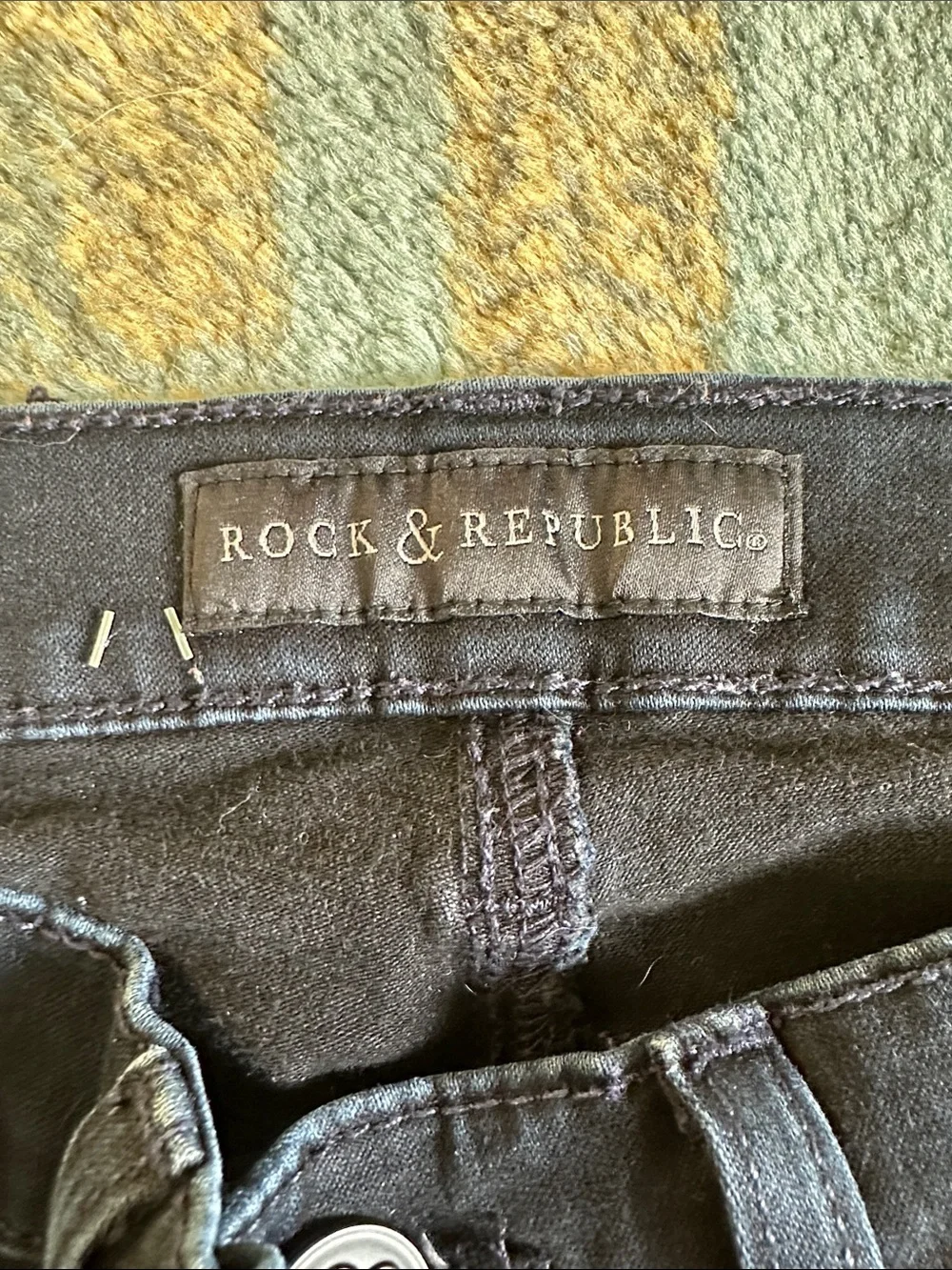 Rock & Republic Kylie Black Skinny Jeans